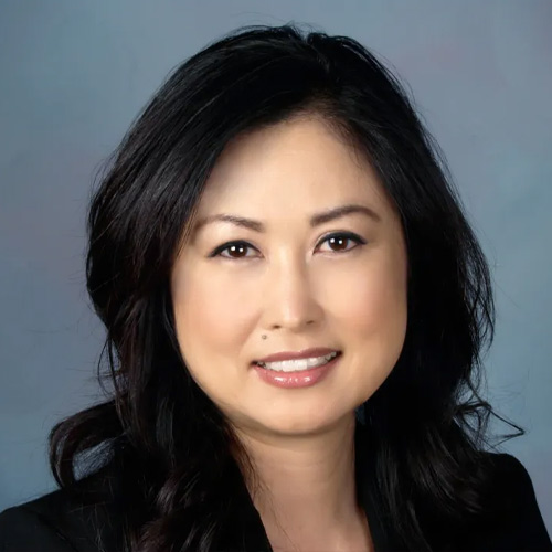 Cyndi Paik Headshot