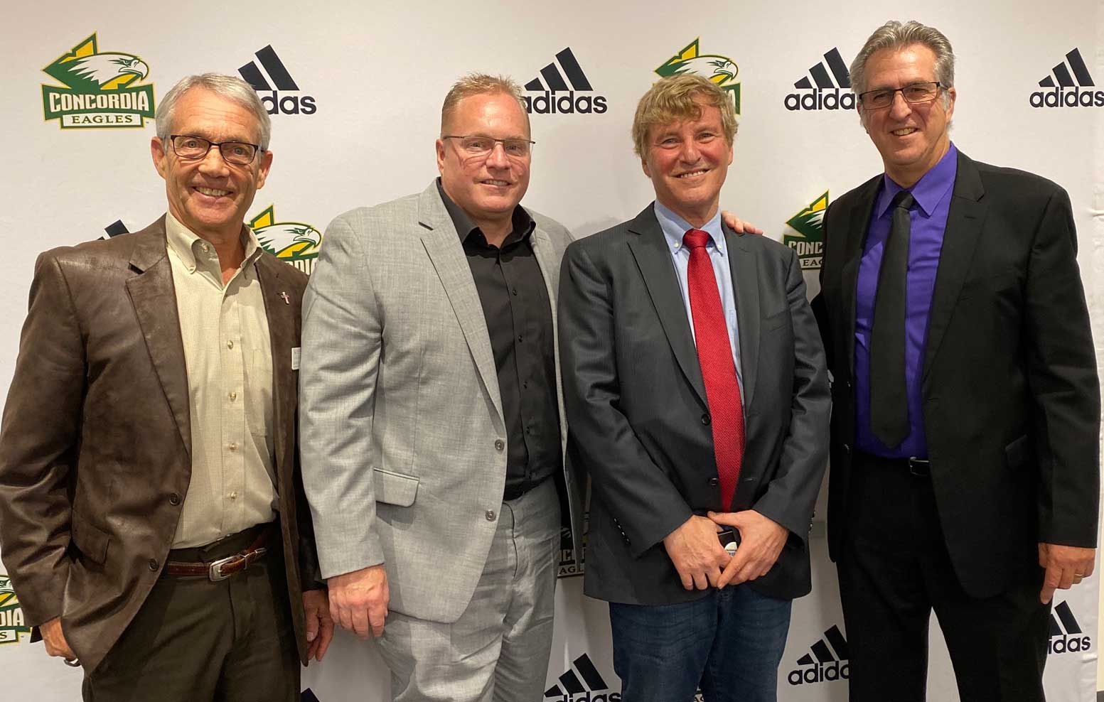 Prof. Emeritus Curt Cattau, Prof. Mark Francis, Leigh Steinberg, and George Wright, dean of
the School of Business and Economics at the Sports Business Executive Speaker Series.