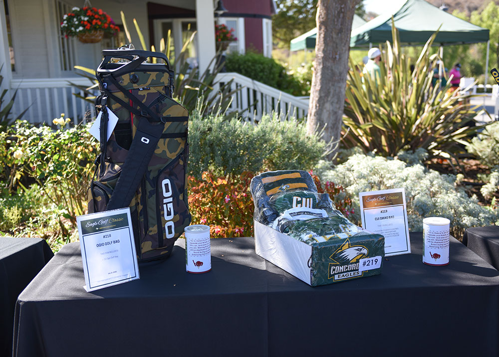 Prizes awarded at the Eagle Golf Classic