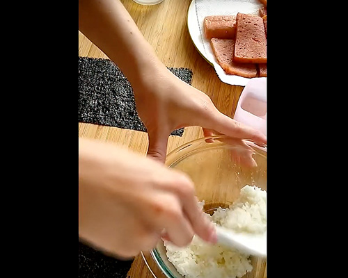 How to Make Musubi