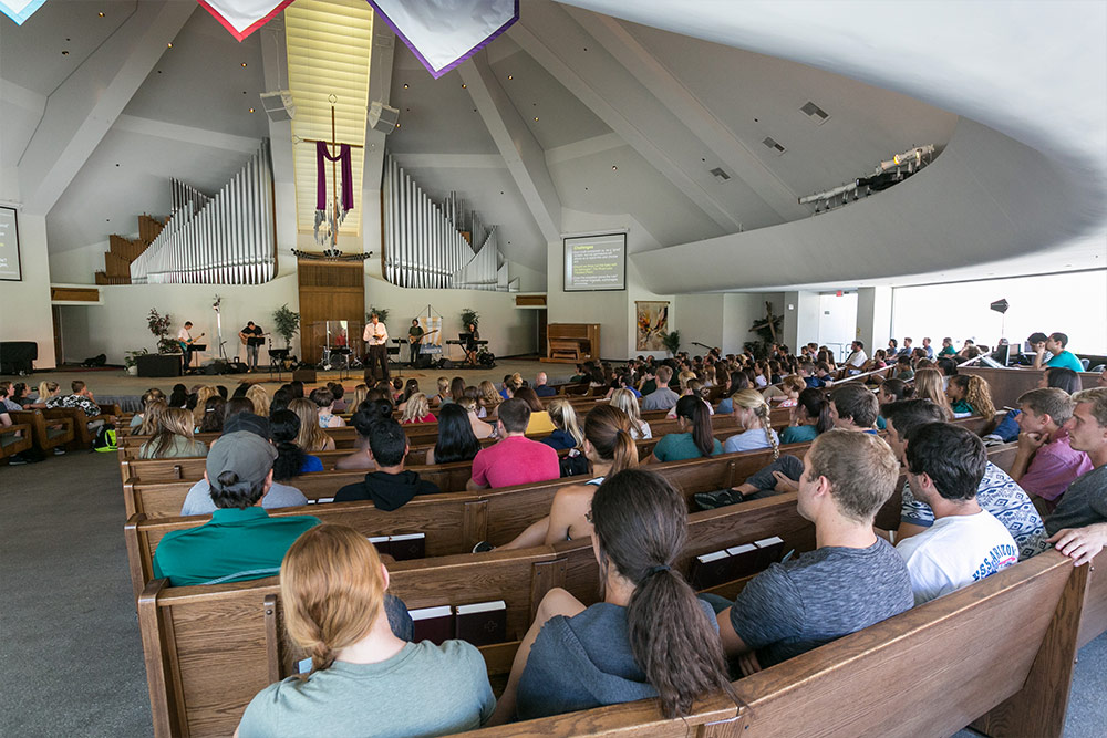 Students attend chapel service in the CU Center.