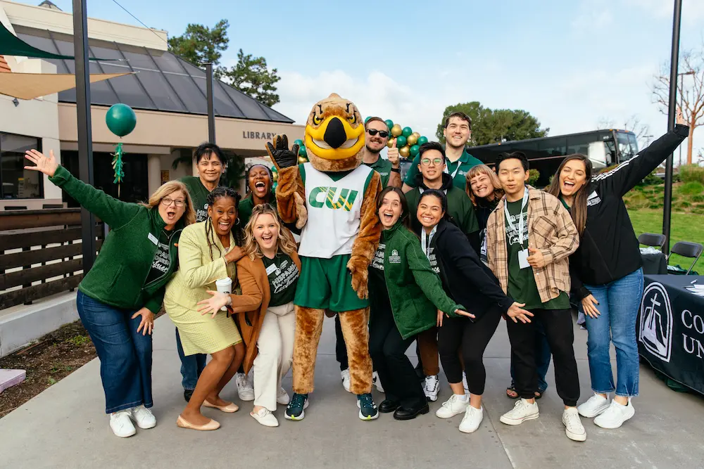 Attendees posing with Marty