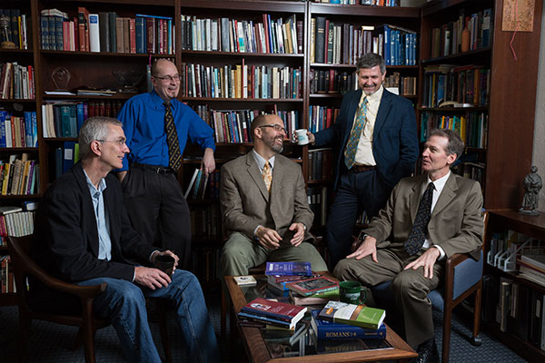 Professors discuss Romans in CUI library