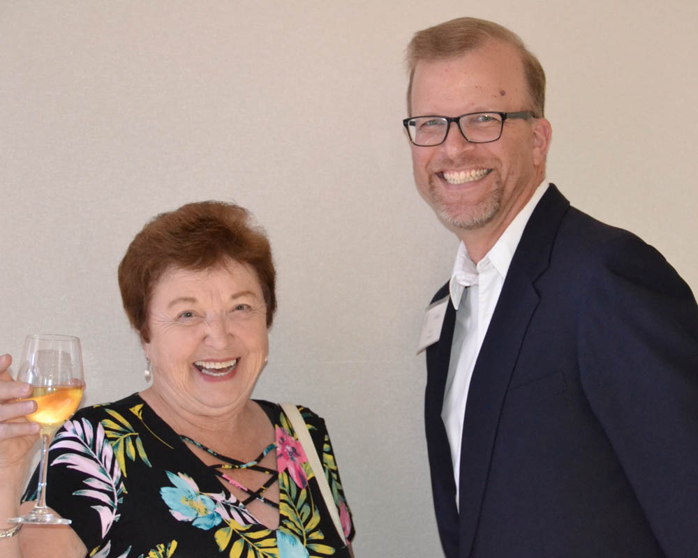 Reunion Chair Shirley Capp and Concordia Host Mike Bergler