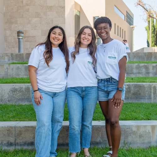 Melinda Ibanez, Kyra Arnold, Kaitlyn Bills