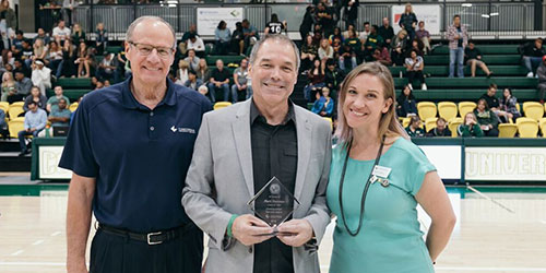 Matthew Hansen receiving his award