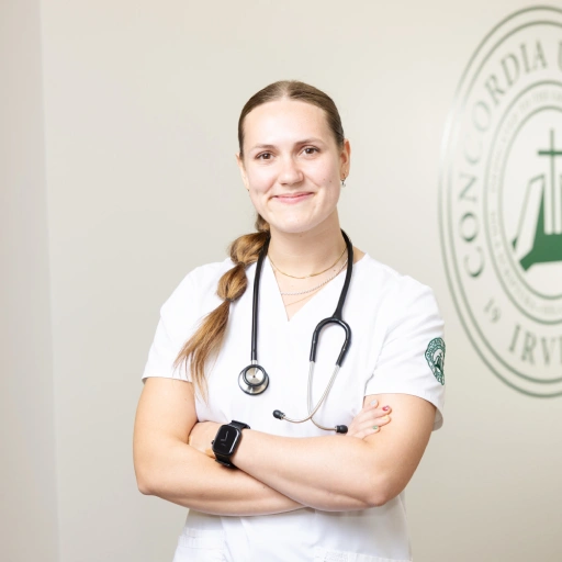ABSN vs. BSN: What Are the Differences?