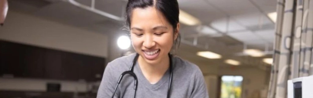 EMT to RN: How to Transition Into Nursing