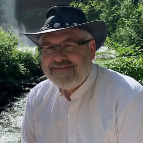 A man in a hat