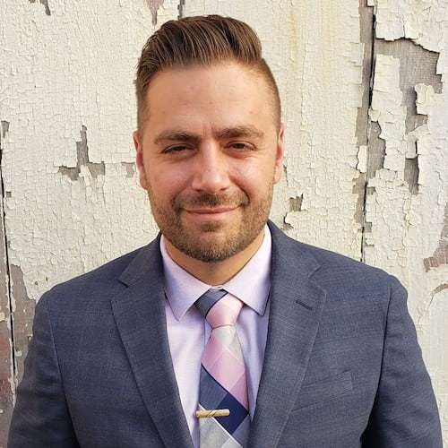 A man in a suit and tie